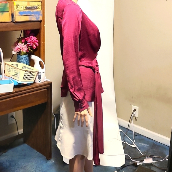 MOULINETTE SOEURS ANTHROPOLOGIE Wine Wrap Blouse - Picture 3 of 7